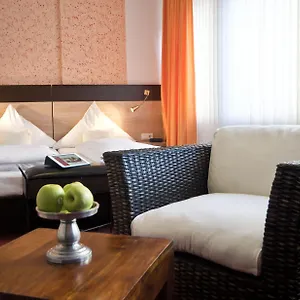 https://cascade-hotel.topcolognehotels.com
